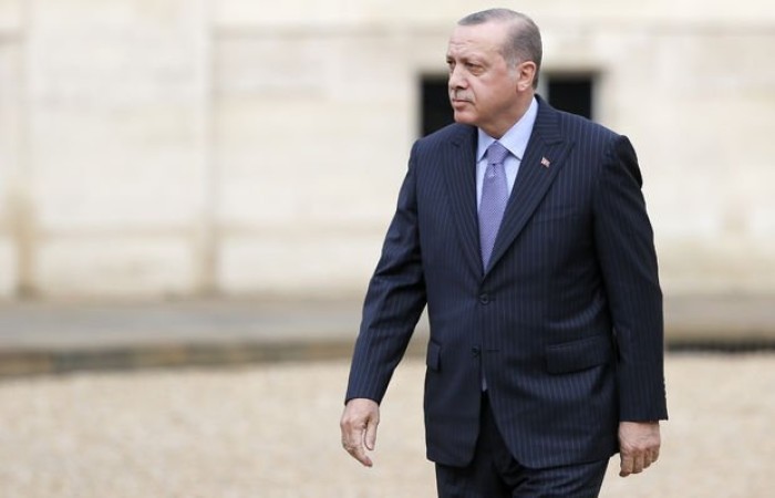 Liderlerin Yalnızlığı veya Zoraki Diktatörlük İftiraları